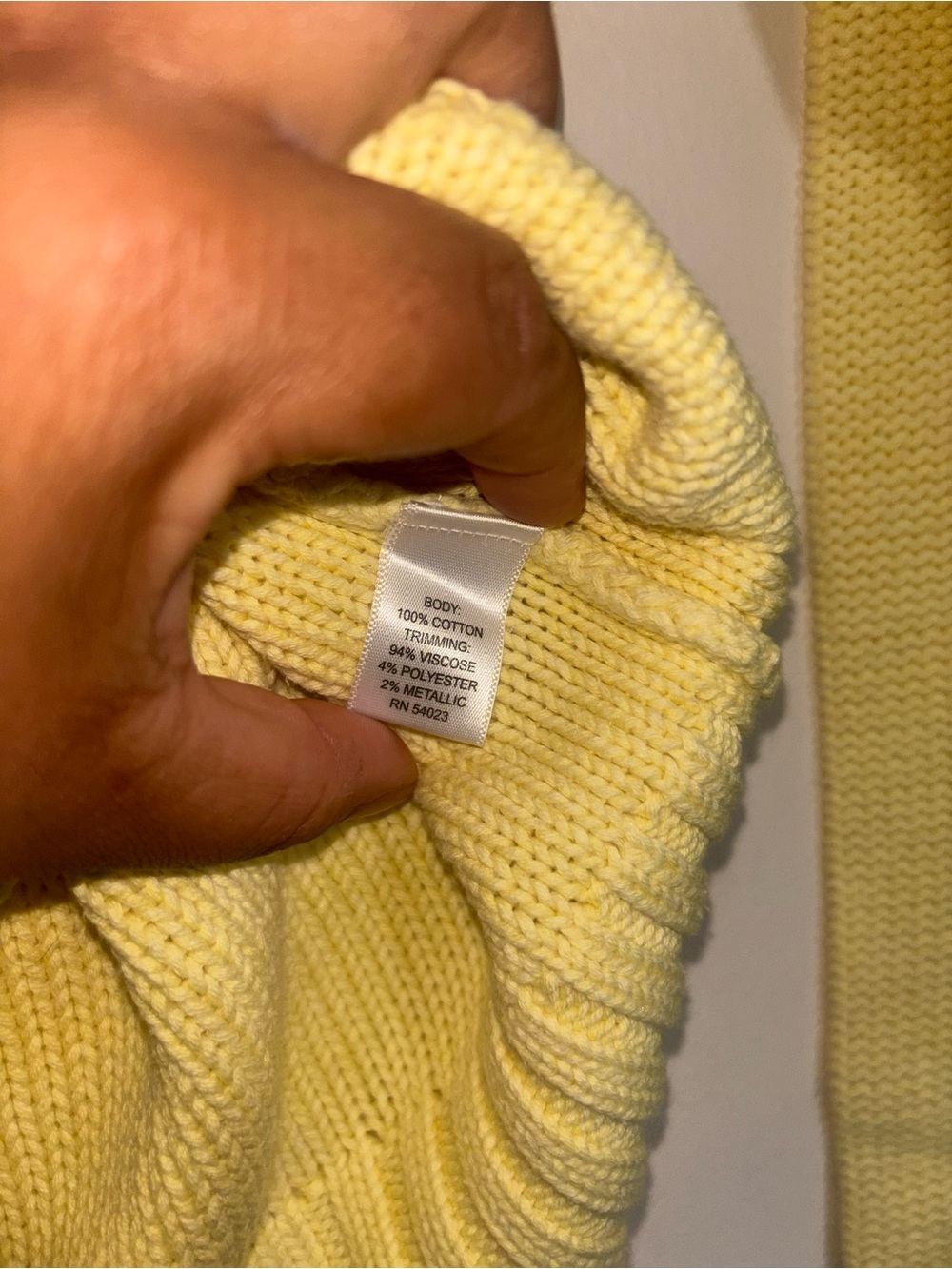 Banana Republic Crew Neck
Yellow Sweater Size S - Picture 4 of 8